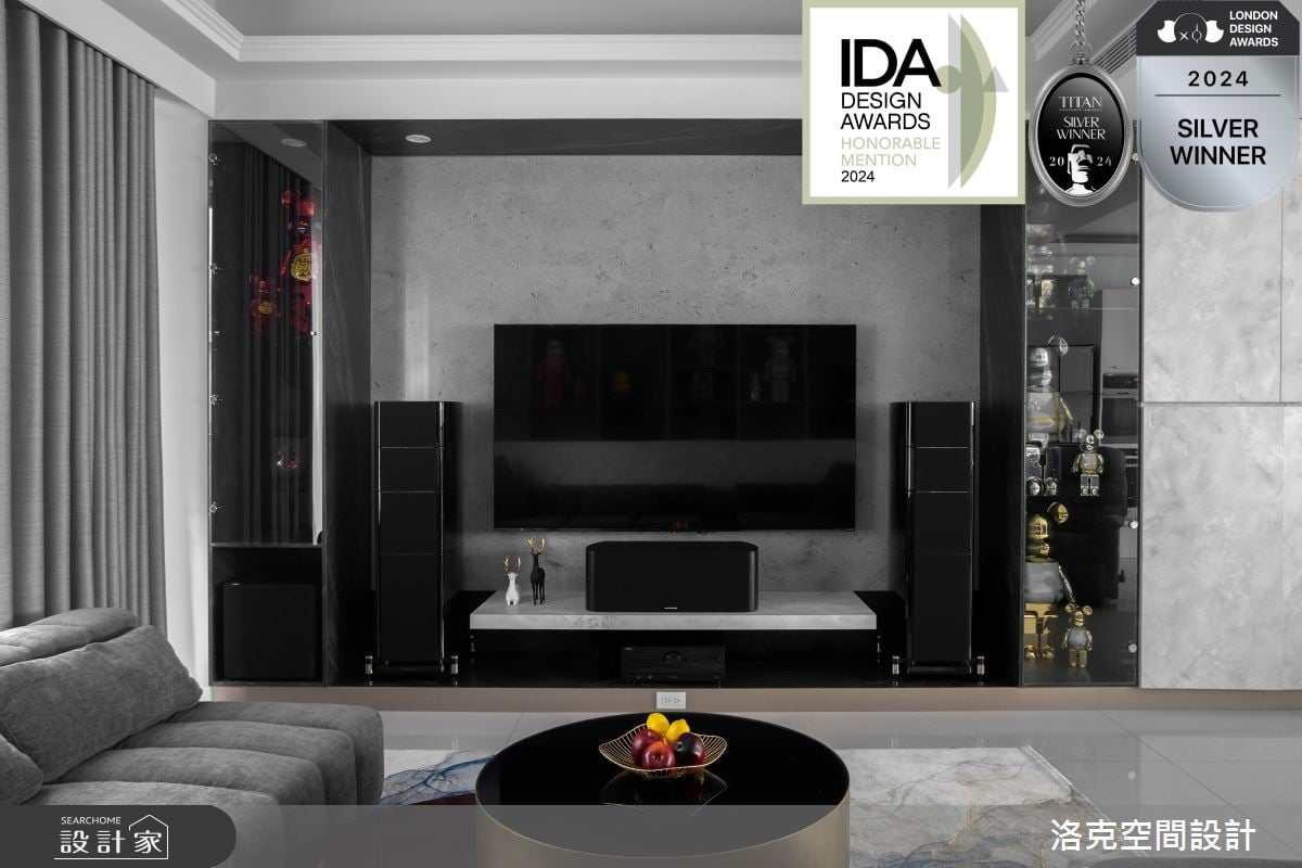 用黑白灰演繹高级感！現代簡約透天厝一舉囊括3項國際獎項
