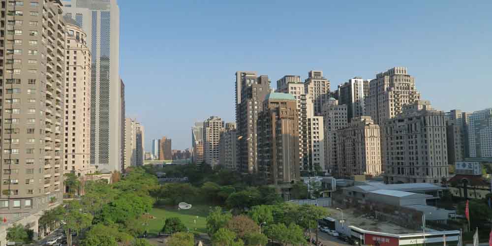 想健全房市 不能光打 小心打過頭?