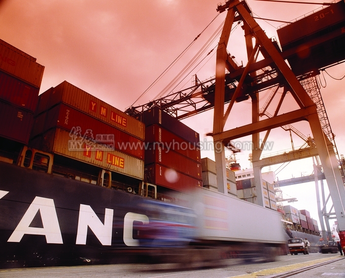 三圓青島推案  總銷破二百億 