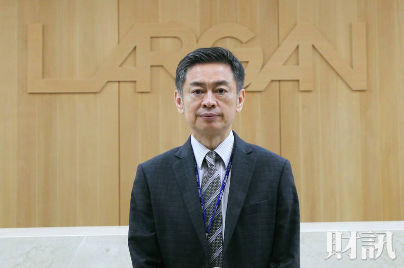 深入解讀大立光股價溜滑梯之謎