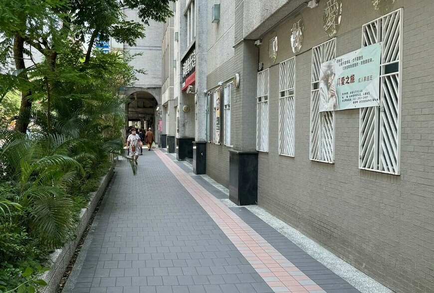 買房別再盲目追高！2025房市新法則：掌握「三抗跌、三不碰」穩渡波動期