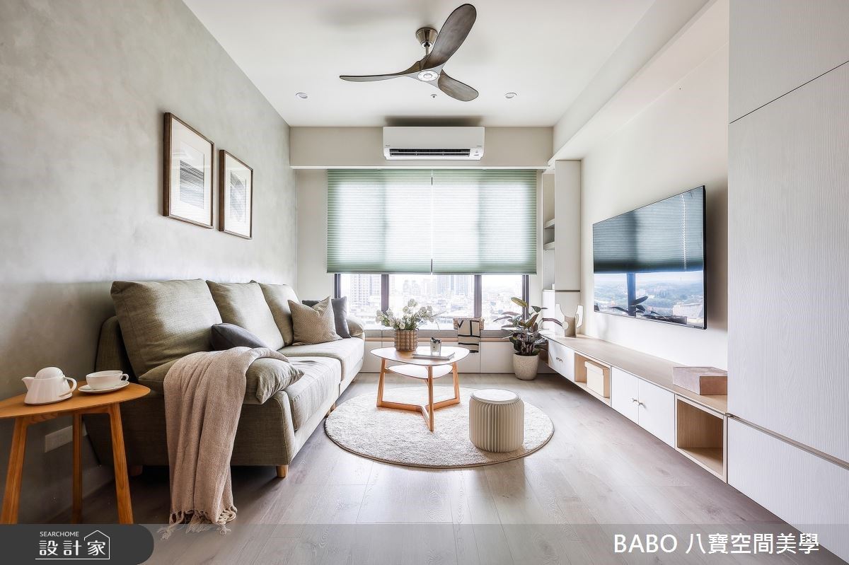 25坪混搭風這樣設計！穿透櫃體圍出玄關、小中島搭配餐櫃還有臥榻區，盈...