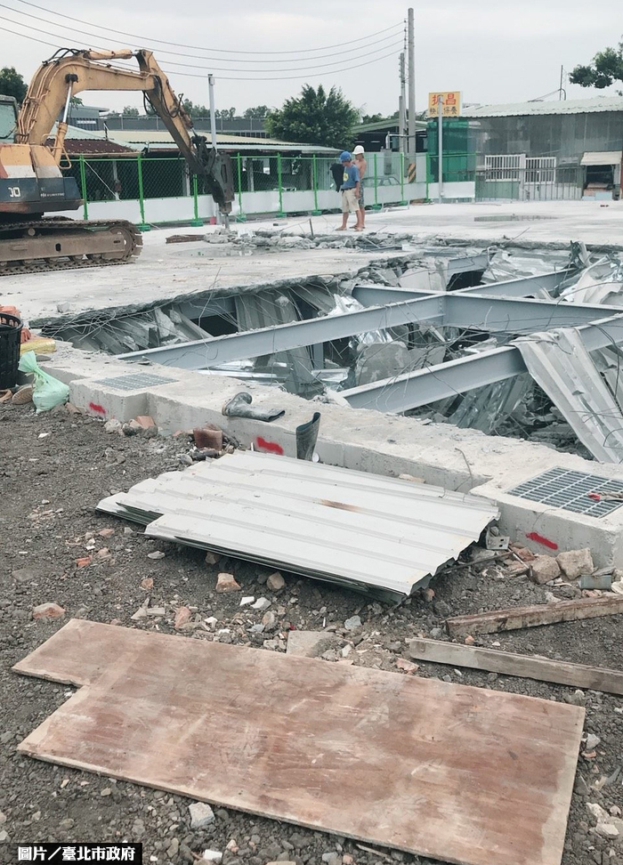 維護公安 北市硬起來拆違建