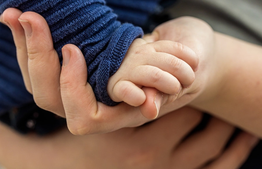 爸媽沒金援買房「一直催抱孫」房貸＋孝親費夾擊 他爆氣：當我會噴錢？