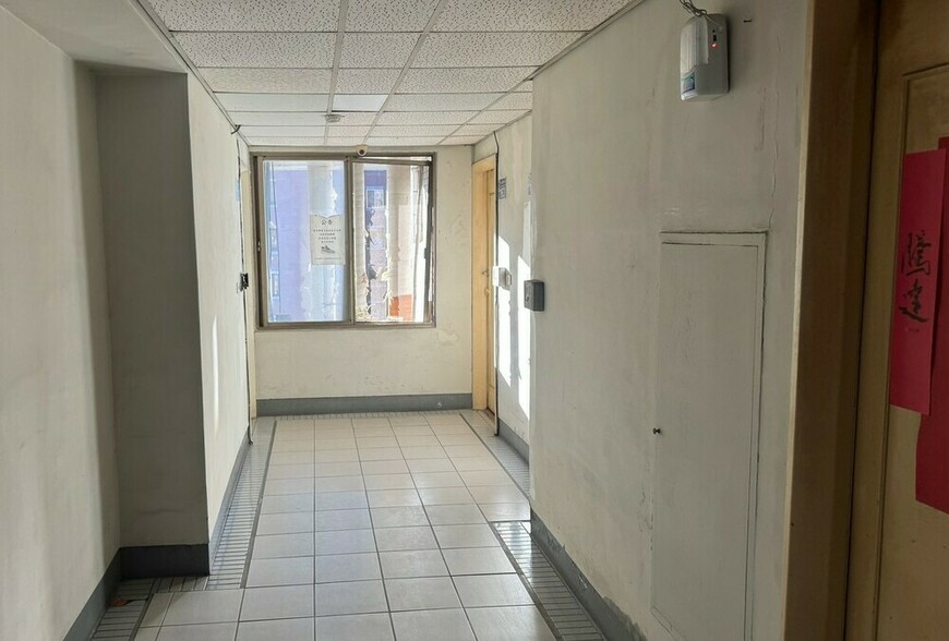 屋主願意折價30萬，但請你放棄漏水保固！交屋後下雨卻整間漏雨現實嗎? |...