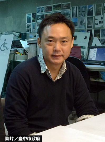 玻璃曲牆難度高　台中歌劇院拼完工　