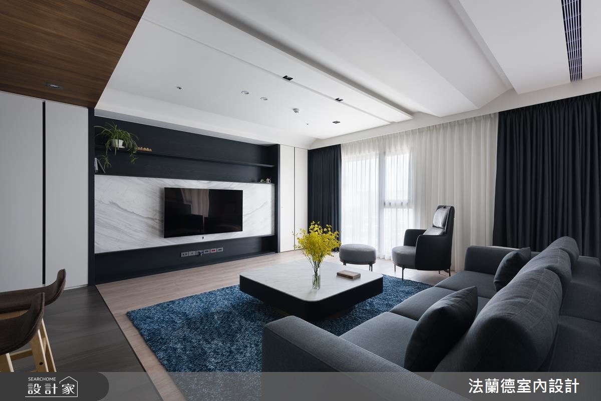 來我家開紅酒派對吧！走進大餐桌、質感中島的低調現代宅