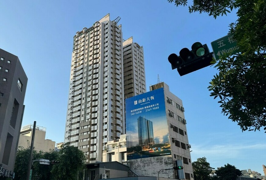 房市冷風持續！第三季價穩量縮滿周年　央行緊箍咒下買氣凍結 M傳媒