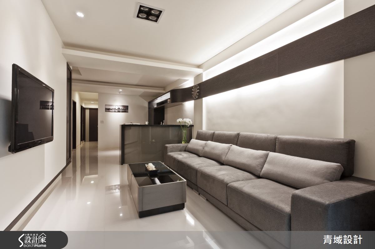 用棕色緞帶包裝的黑白居家 是一家三口的美好禮物！