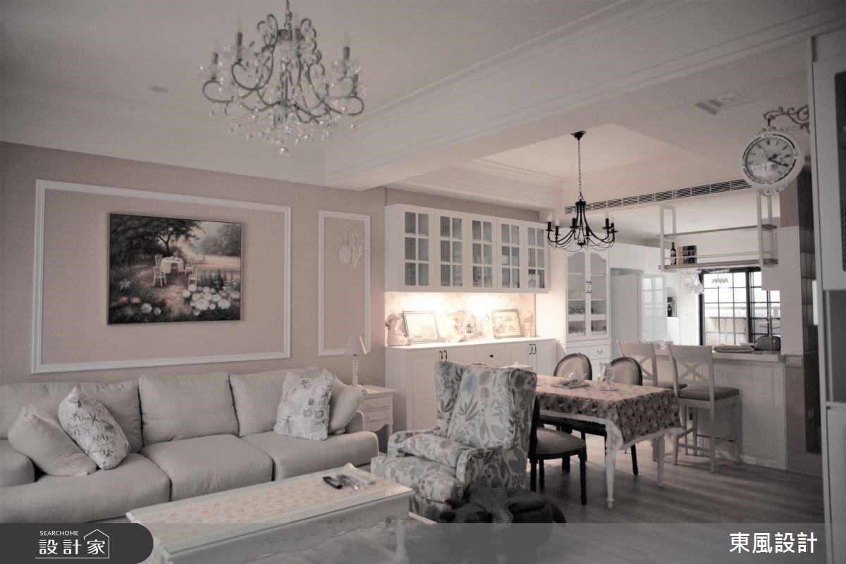 彷彿置身歐美鄉村！線板、碎花、燈飾、百葉窗打造異國風透天別墅