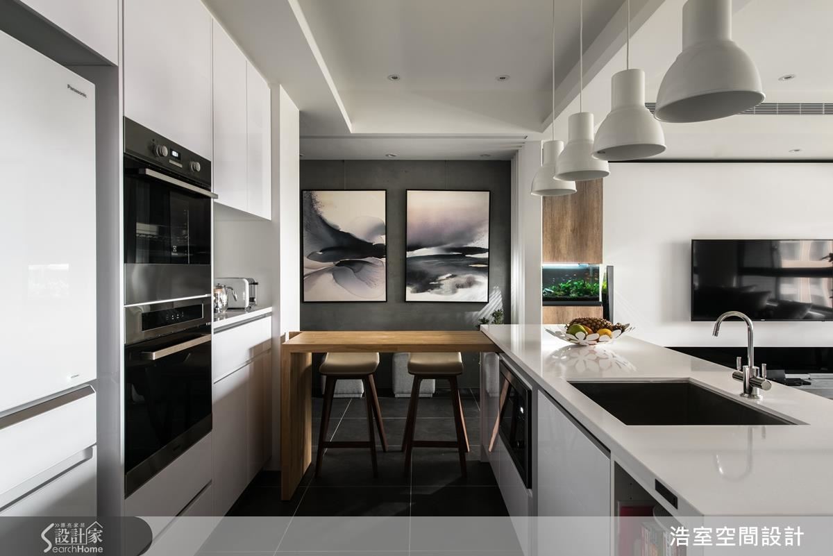 在夢幻白空間裡  堆疊溫暖居家的人文層次