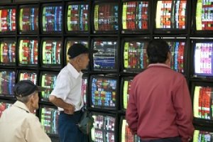 10萬起家變大戶　平凡主婦狠賺台股傳奇