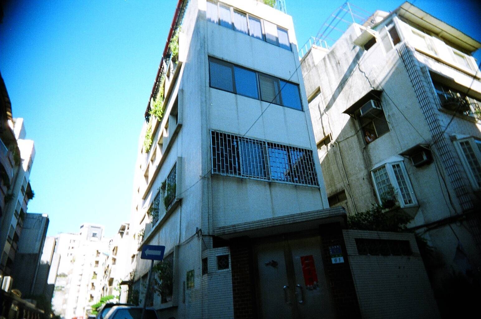 胡偉良／銀行祭管制令防爛尾樓？ 反成建商倒閉潮禍源