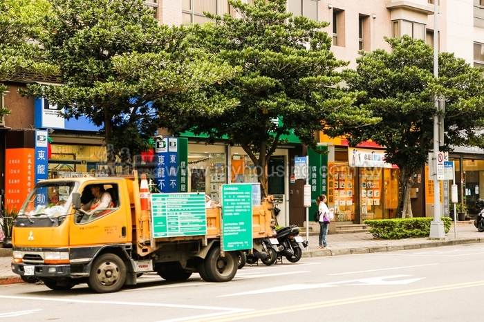 房仲三年倒千家  再也回不去了?