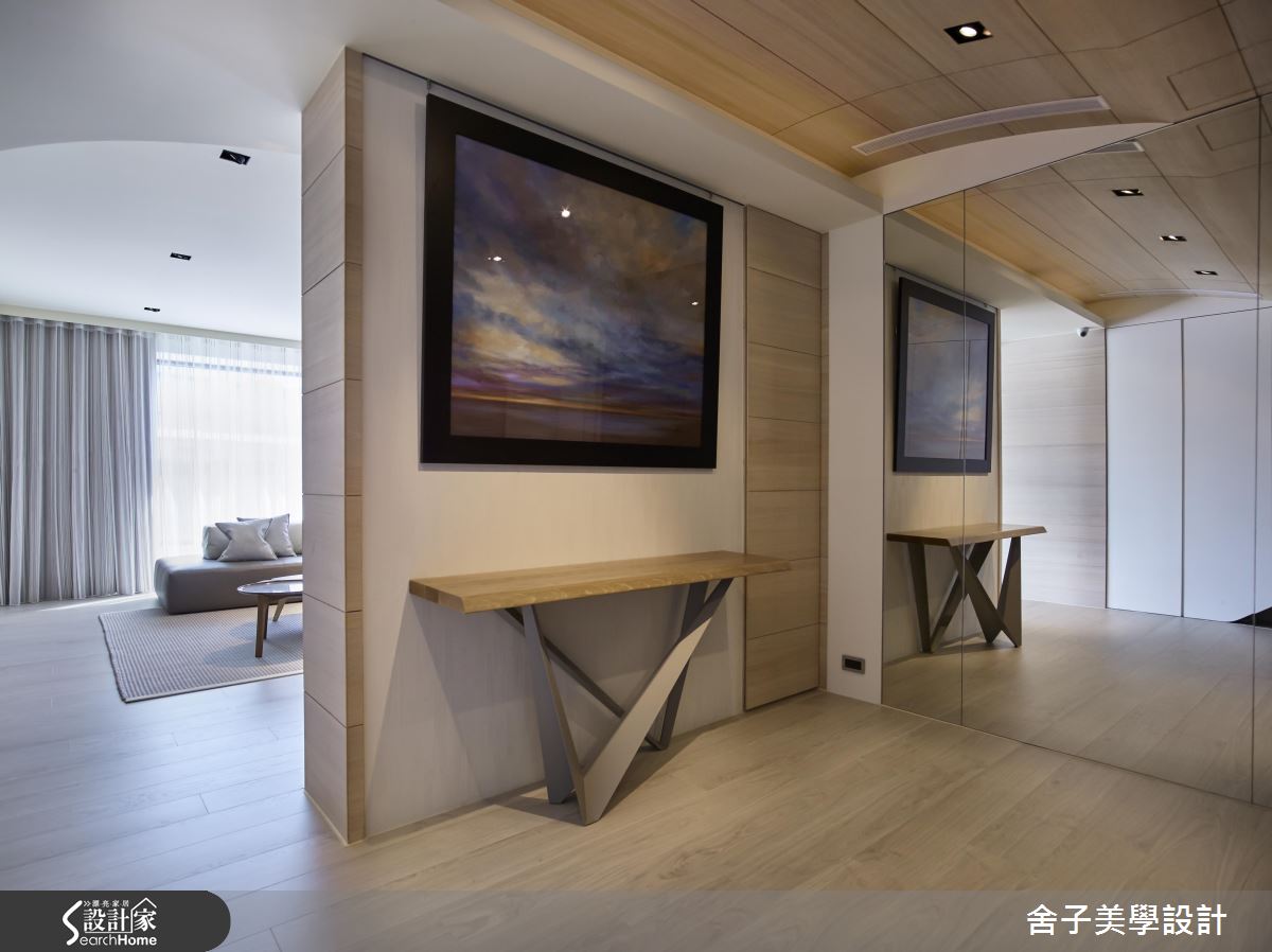 打通格局 納進採光 現代風雙併大宅的靈活視野  