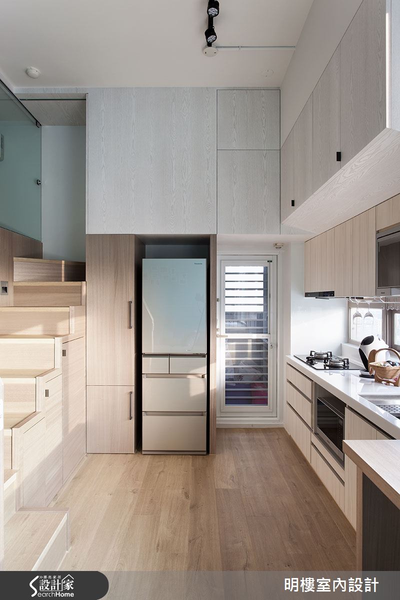 意想不到的收納空間！ 7 款樓梯下の靈活運用秘技