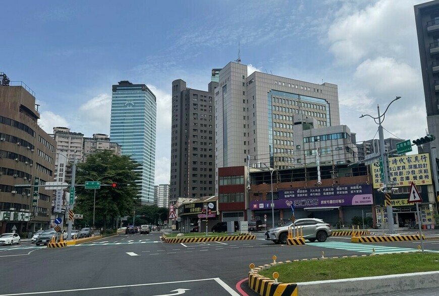 建商卯起來送家電、補貸款、砍價搶客　專家警告：羊毛最後都出在買方身上