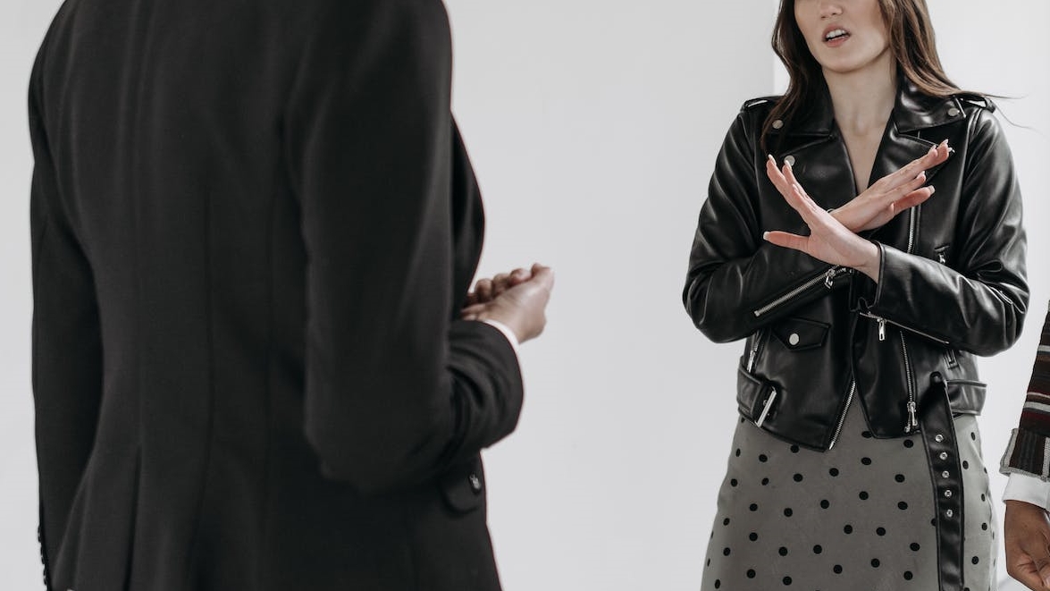 910萬下斡旋！屋主堅持不降價 她氣喊不買意外「賺到1車位」