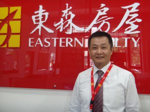 洪堃昱 笑容堆滿臉熱情融化人心