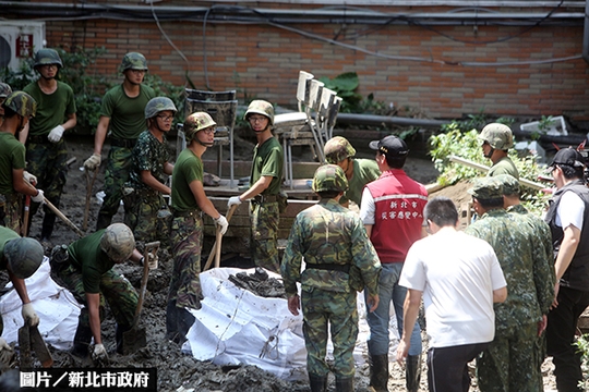 烏來溫泉會館搞魚塭　硬凹水保工程