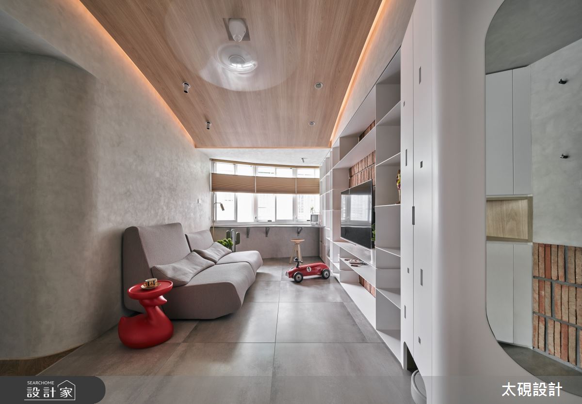 曲面、弧形打造童趣工業宅，將露營概念帶入居宅