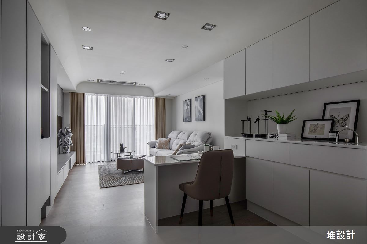 客製色彩塗料與圓弧設計，宅定義簡約風裡的專屬感