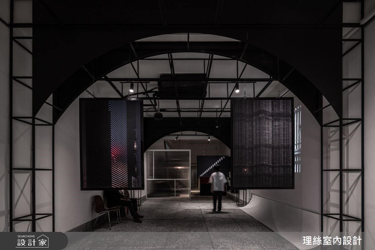 光穿透靜謐老屋！揉合傳統人文與現代風，延伸無限想像的台式藝廊