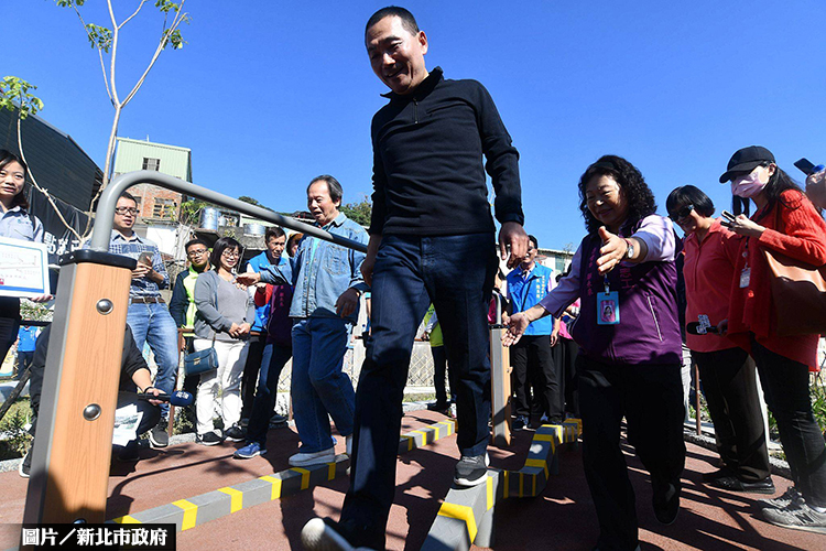 樹林鹿角溪銀髮公園啟用 新北全齡公園明年達41處