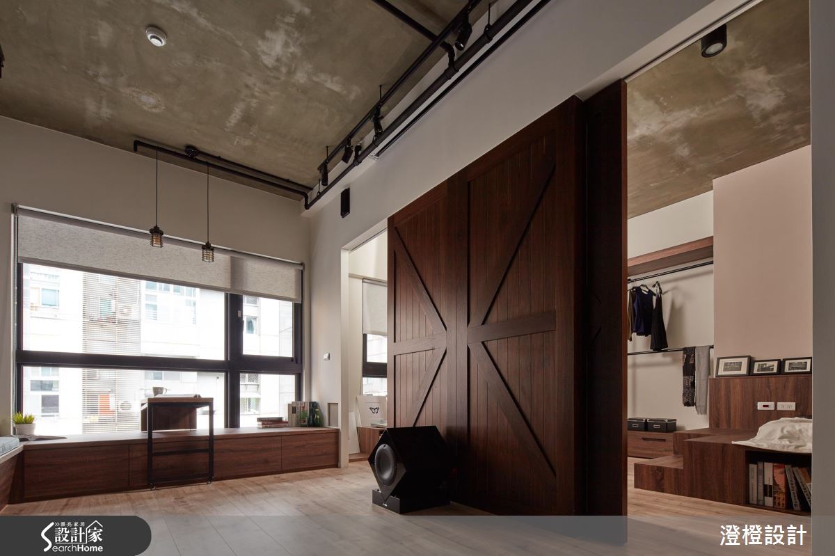 女子與毛孩的同棲生活  文青咖啡店般的 Loft單身宅