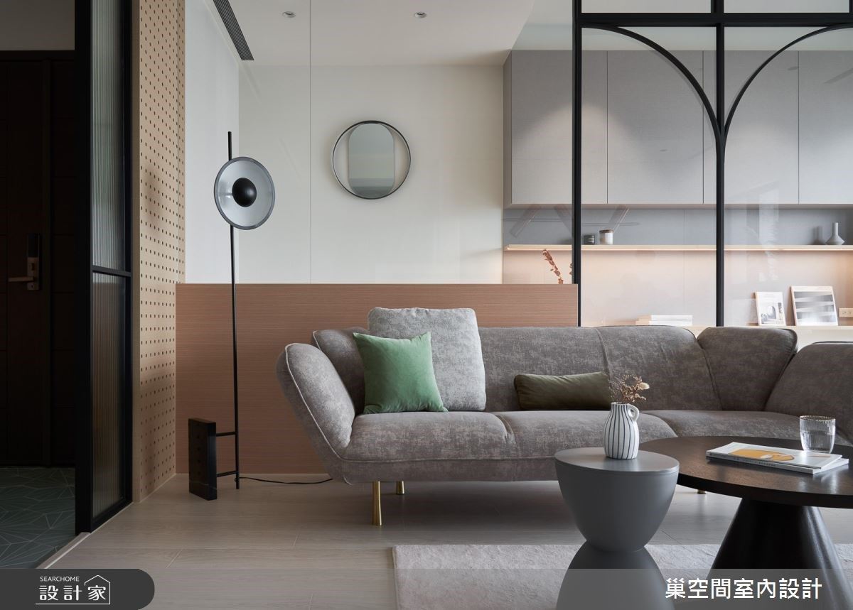 一池湖水綠的溫柔雋永！電視牆結合餐桌設計，讓36坪北歐宅傳出歡樂笑聲