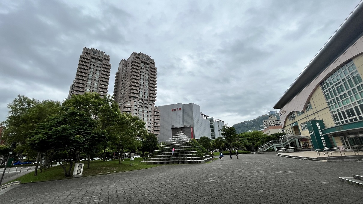 新光一號6大不動產標售！台南新光三越「整棟賣」 投報率近5%