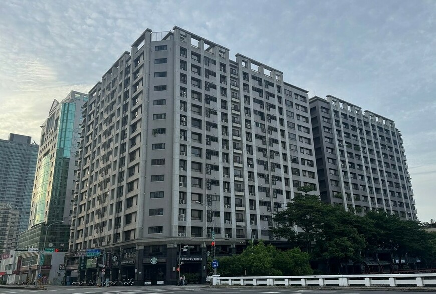 房市第三季恐迎「脆弱時刻」 自住客恐撐不住盤 交易量探八年新低