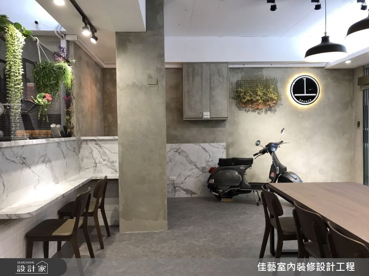 IG 網美最愛的早午餐店！善用乾燥花、白大理石牆和樂土，小預算也能輕鬆...