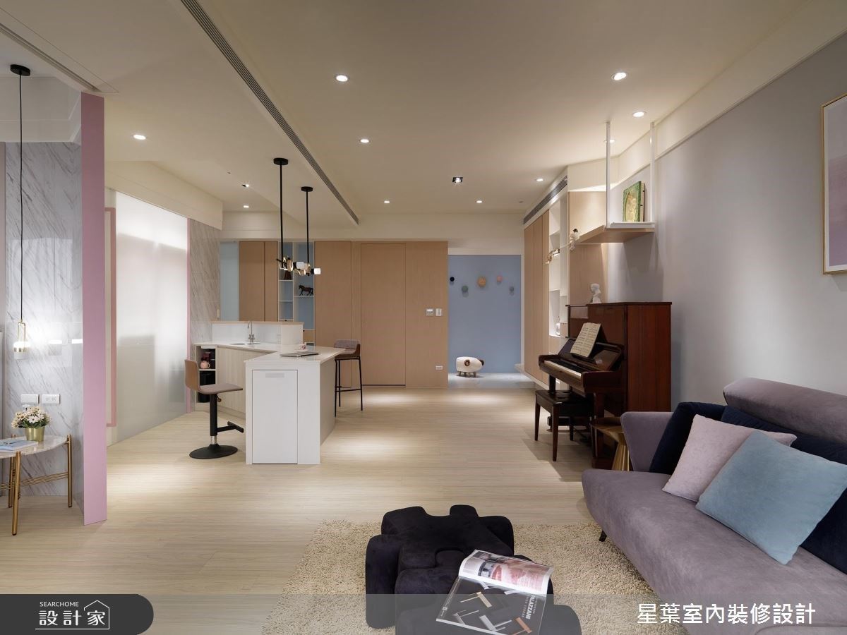 音符躍出，單身粉領新貴的音樂盒！從鋼琴、中島和景觀浴室找到生活日常...