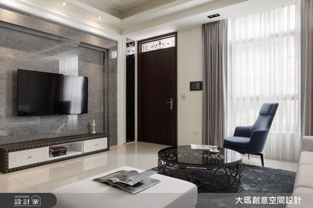 平民貴族新古典風！帶著悠閒感的優雅透天厝