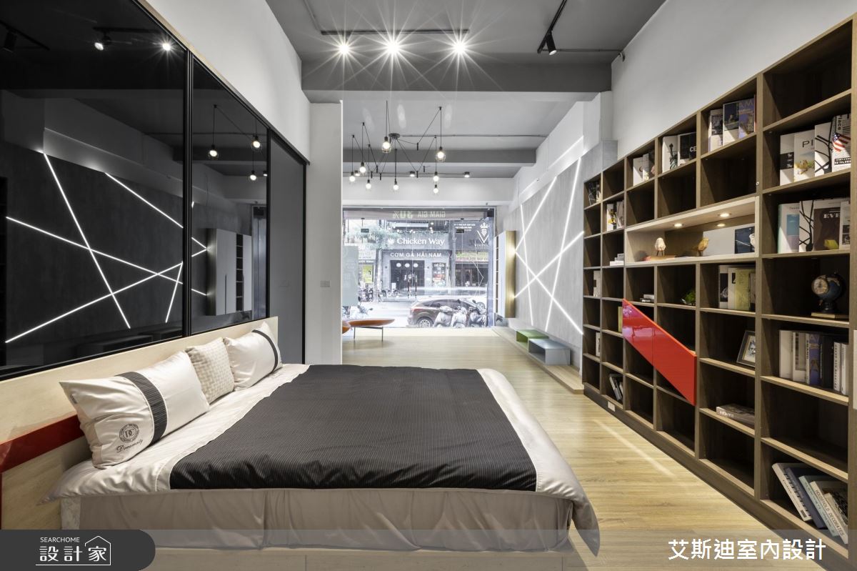 狹長中古屋的未來想像！百變系統櫃的生活美學