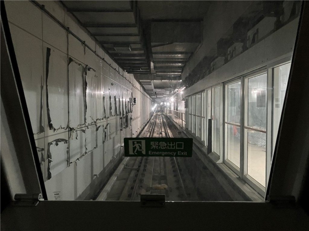 萬大線全自動化營運再近一步！電聯車駛入主線動態測試
